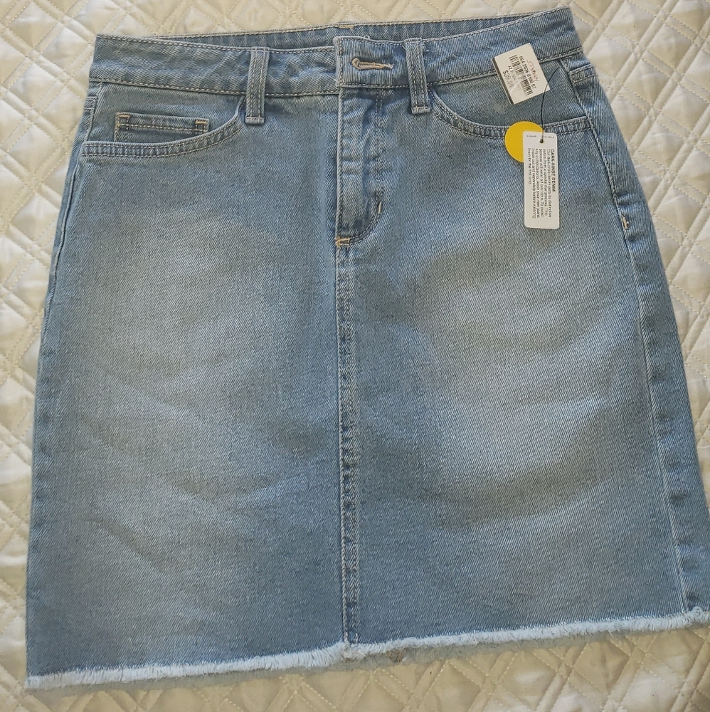 Denim skirt